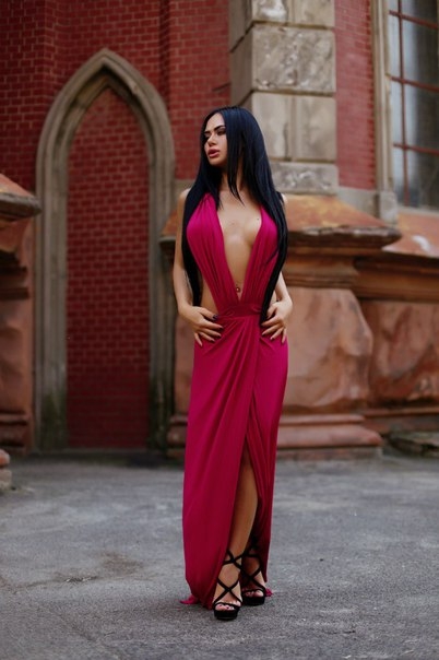 💋 Живу в Москве, тут моё поле деятельности. Мои услуги настолько разнообразны, что ты окунешься в мир наслаждения и расслабления. 🔥 Моя нежная натура и приятная внешность приковывают к себе взгляды мужчин. Со мной ты сможешь почувствовать себя настоящим царём, я создам для тебя атмосферу релаксации и постараюсь сделать все, что ты пожелаешь. 🌟 Мои возможности безграничны, я готова удовлетворить твои самые сокровенные желания. 💦 Возьму тебя на вершину блаженства и покажу, что такое настоящий экстаз. Мои довольные клиенты оставили тысячи положительных отзывов, подтверждающих мою высокую квалификацию и профессионализм. 😍 На моих фото ты увидишь, насколько я привлекательна и желанна. Я готова сделать твои фантазии реальностью, просто напиши мне и мы встретимся в Москве. 🔥💋 София